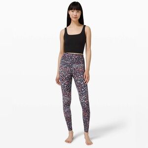 Lululemon water blossom legging size 2 inseam: 28"